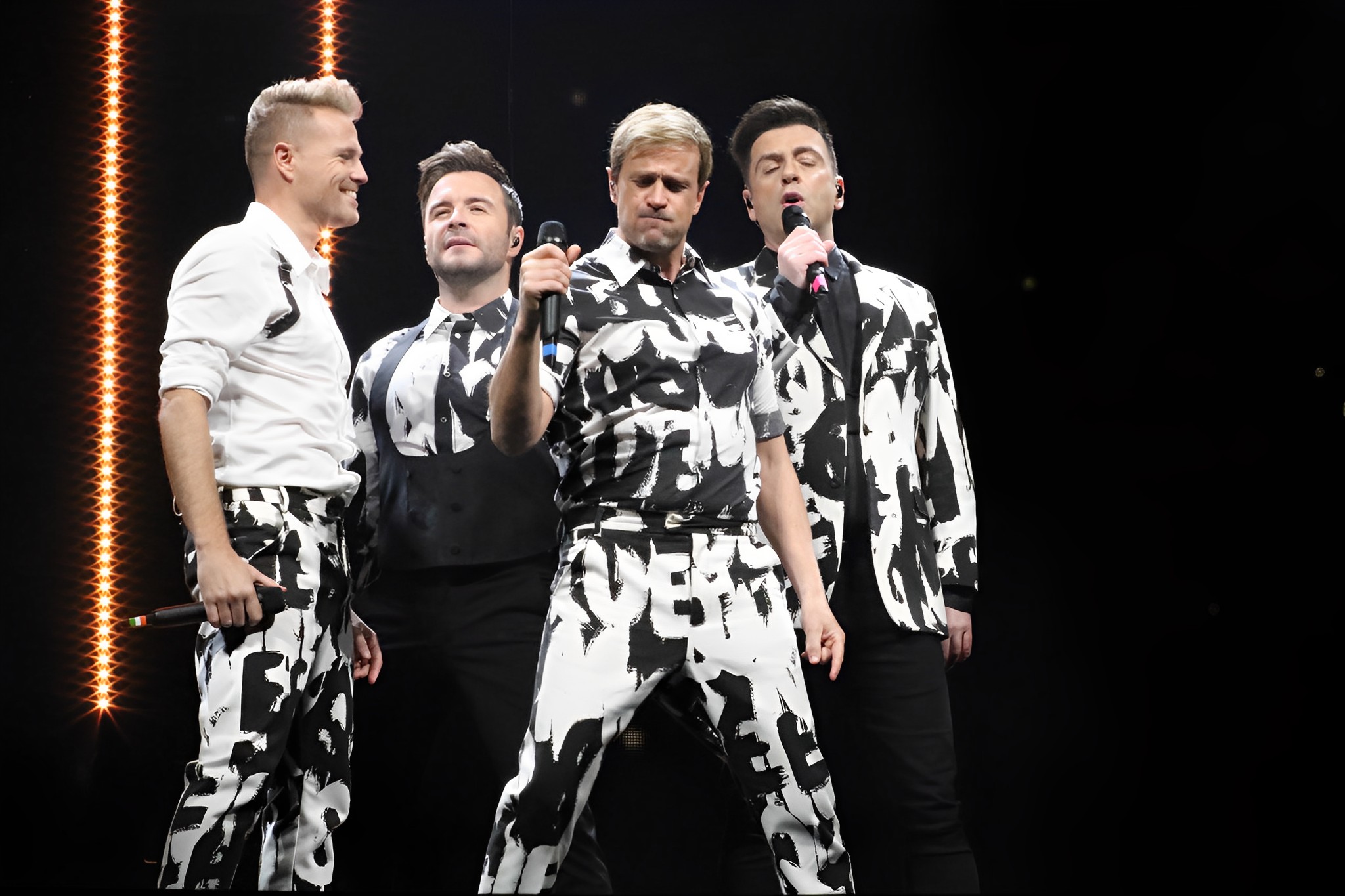 Westlife продолжит тур с оставшимися тремя участниками