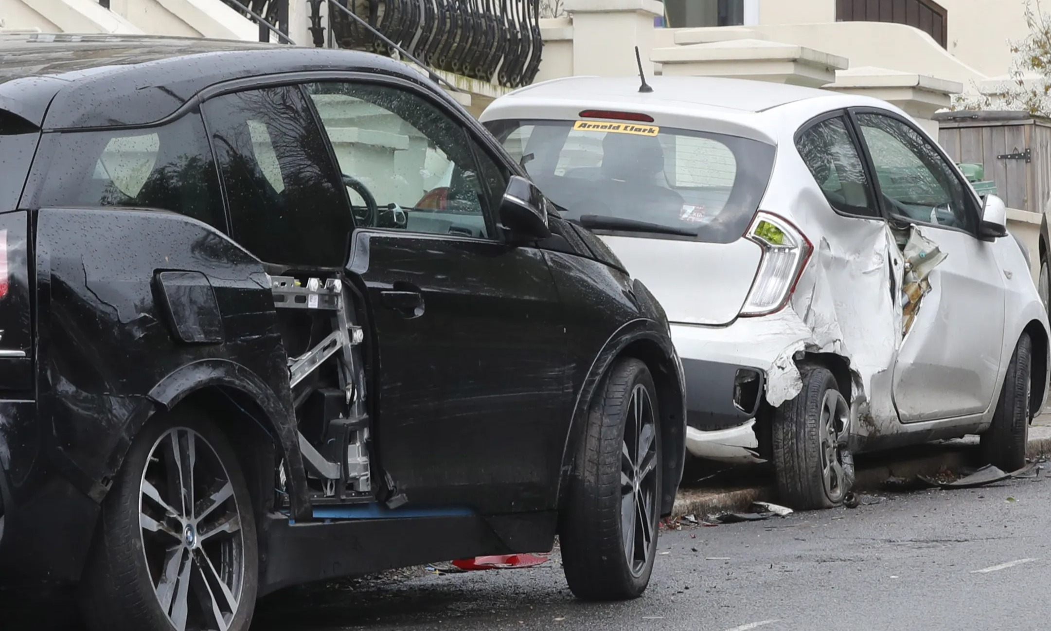 У BMW звезды разобрали всю сторону