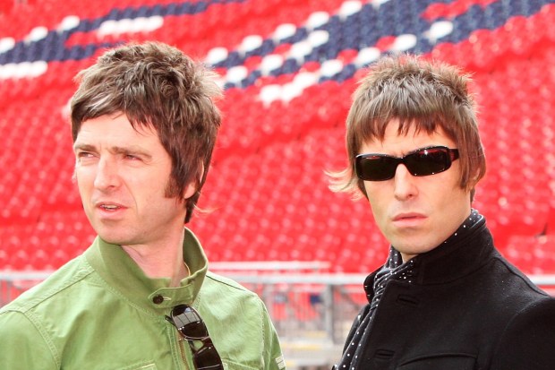 Oasis дадут 4 концерта на стадионе Уэмбли следующим летом, а также дадут серию громких концертов по всей стране, как только станут известны подробности возвращения