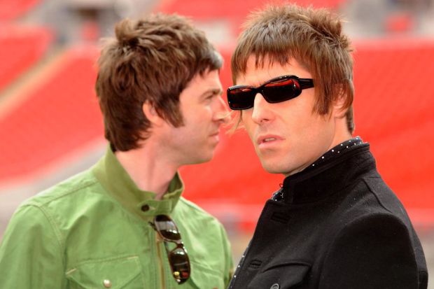 Oasis планируют БОЛЬШЕ концертов после того, как билеты на их 17-дневный тур воссоединения были распроданы, поскольку они отчаянно пытаются «сделать своих фанатов счастливыми»