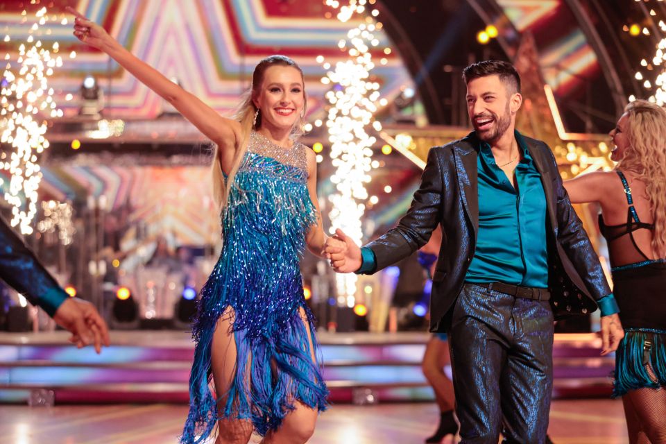 Джованни выиграл серию Strictly 2020 вместе с Роуз Айлинг Эллис