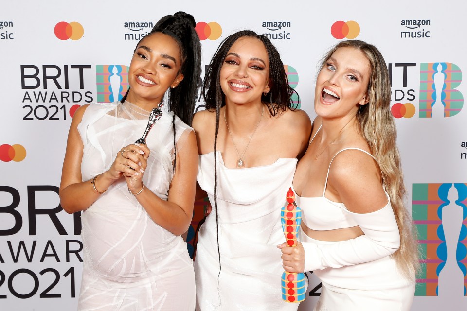 Little Mix намекнули, что они разорвали последние связи